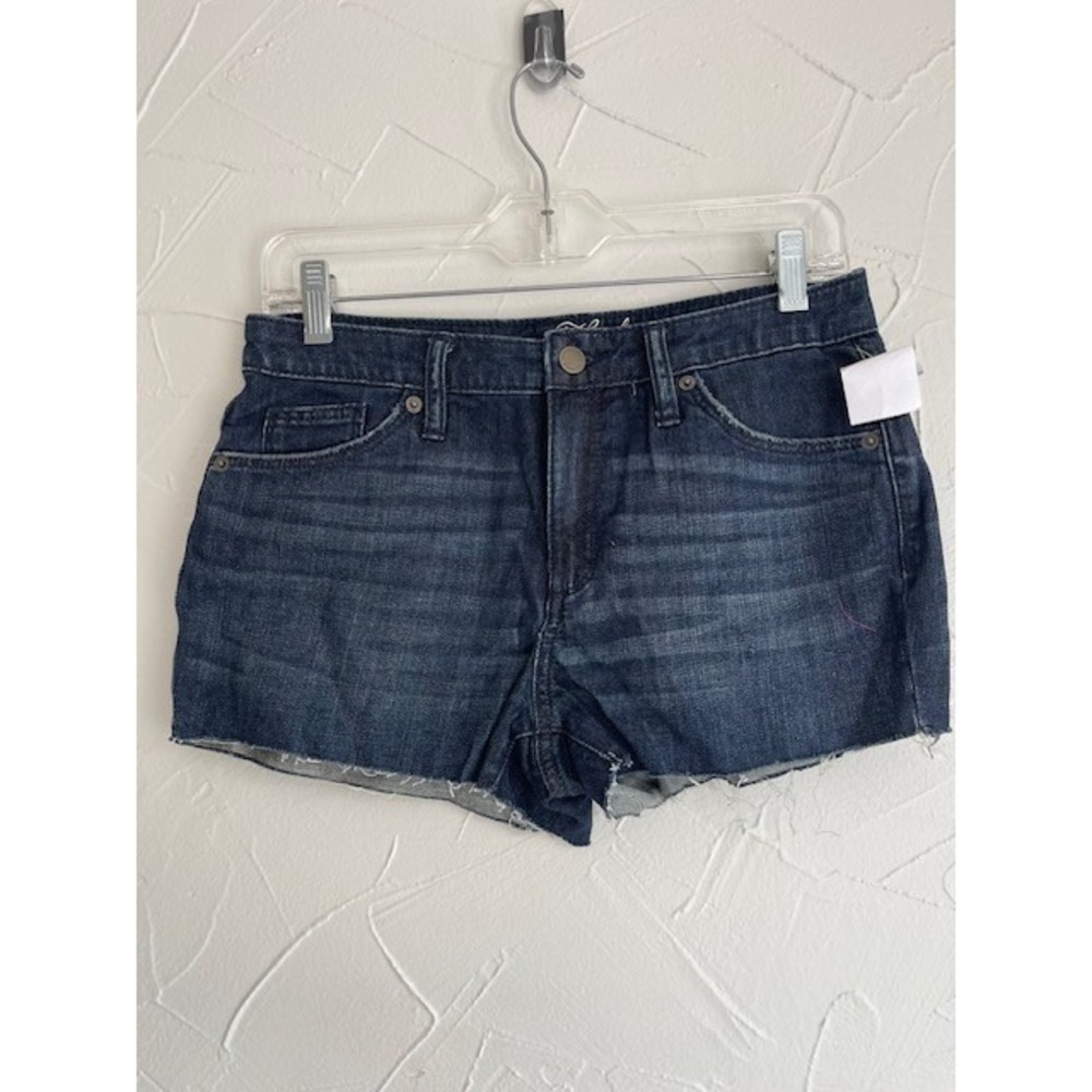 Universal Thread Jean Short Womens Size 6/28R High Rise Shortie Destroyed CutOff